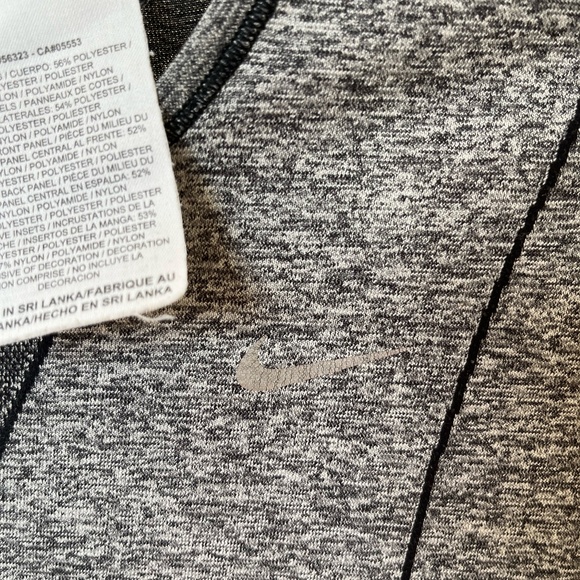 Nike Dri-FIT | Long-Sleeve Training Top - Picture 5 of 10